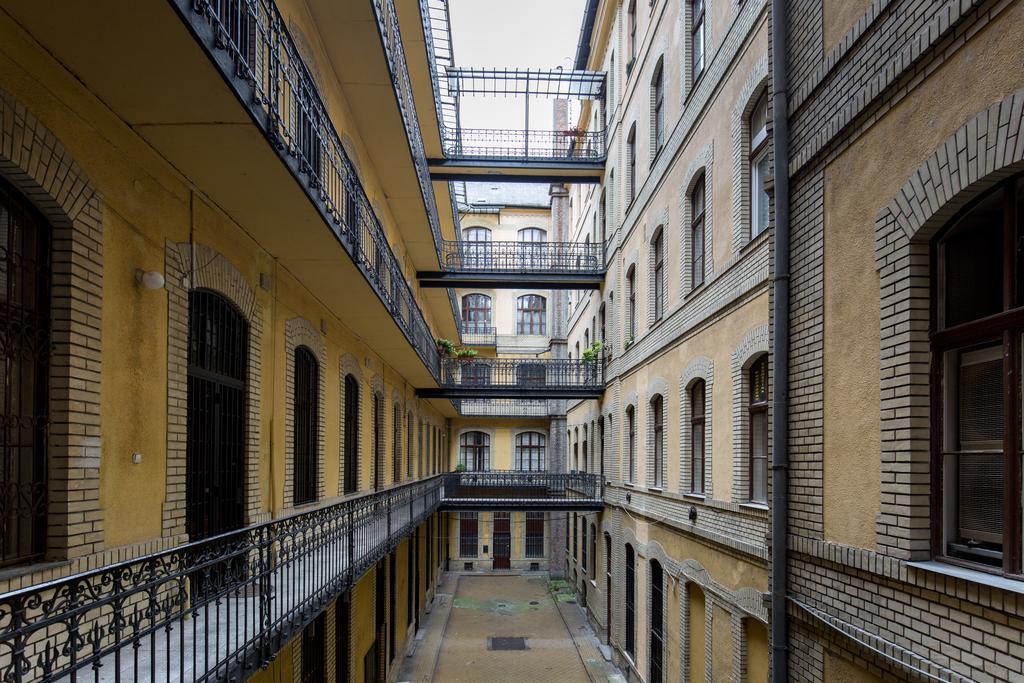 Jozsef63 Apartment Budapest Eksteriør billede
