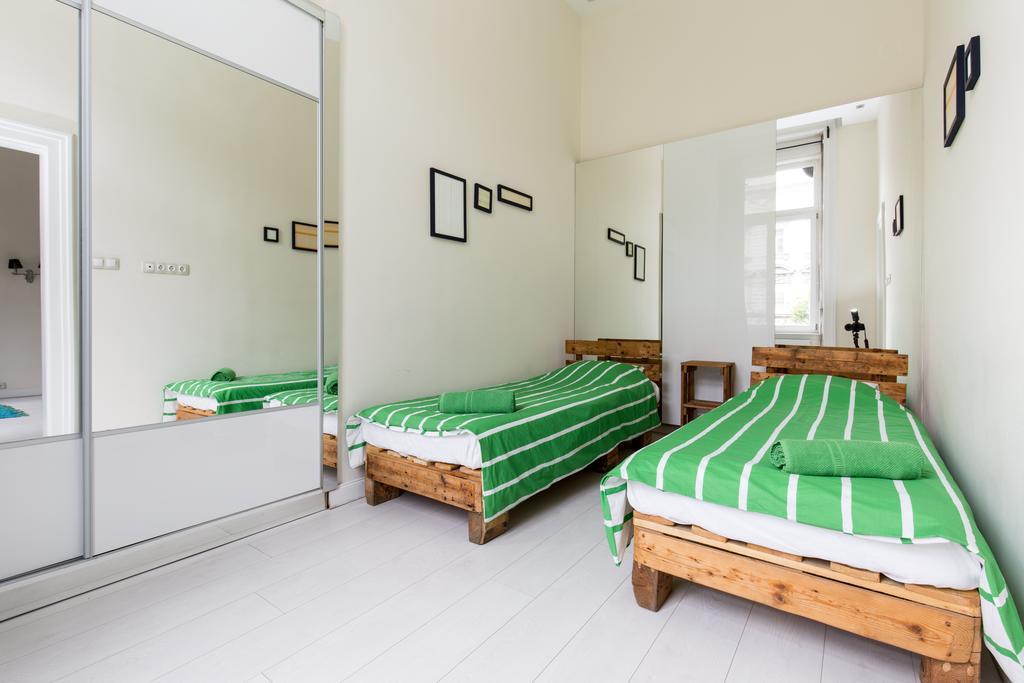 Jozsef63 Apartment Budapest Eksteriør billede